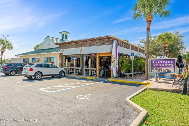 Building Photo - 1125 Jimmy Buffett Mem Hwy