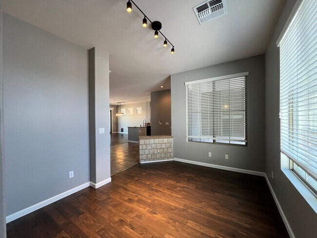 Building Photo - Gorgeous, upgraded home with a sparkling p...
