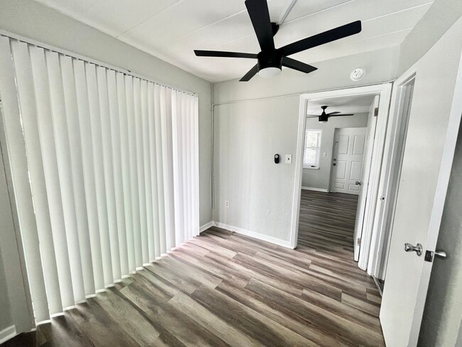 Building Photo - Northbay Villas