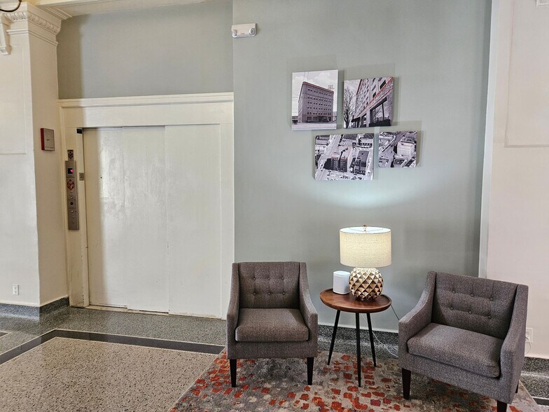 Building Photo - The Inman by Royse + Brinkmeyer