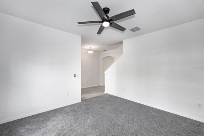 Building Photo - 10715 New Morning Dr