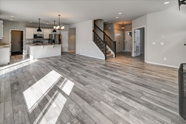 Building Photo - 569 Chad's Crossing