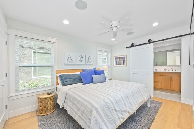 Building Photo - Furnished Extended Stay Rental through May 2026 - Balboa Peninsula, Newport Beach