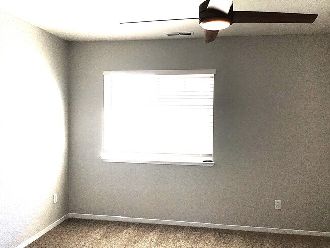 Building Photo - 17641 Papa Bear Ct