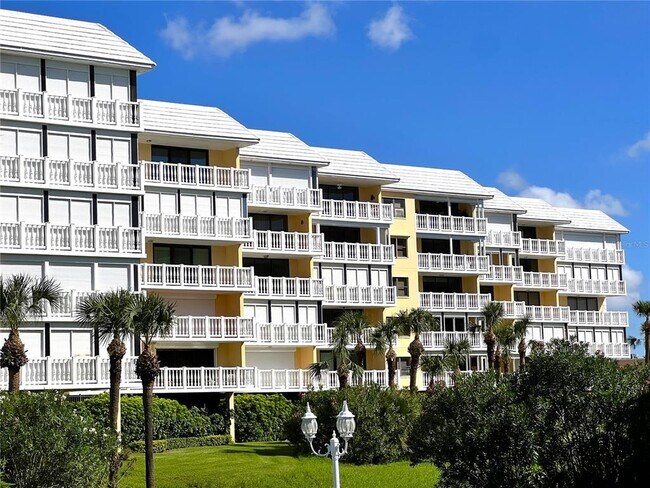 Building Photo - 6650 Sunset Way