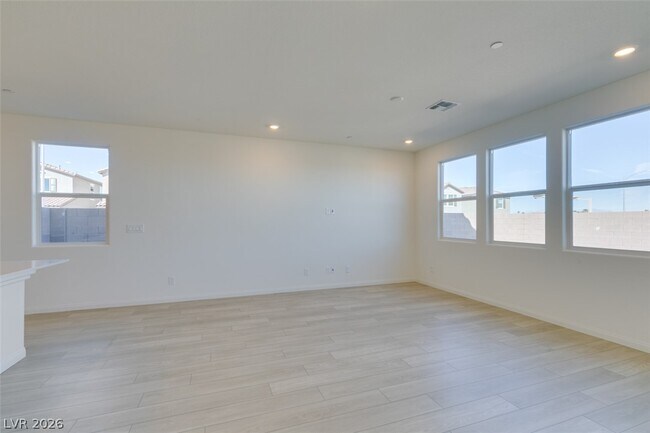 Building Photo - 650 Moonlit Lk Ln