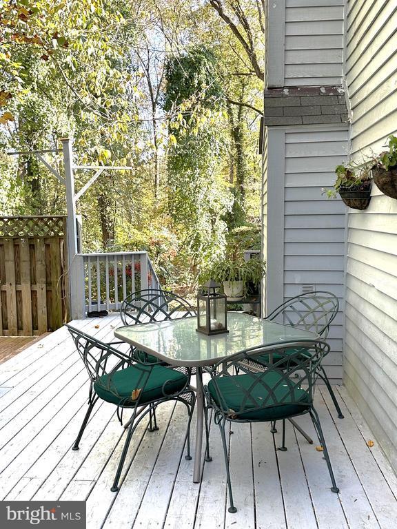 Building Photo - 623 Sean Dr