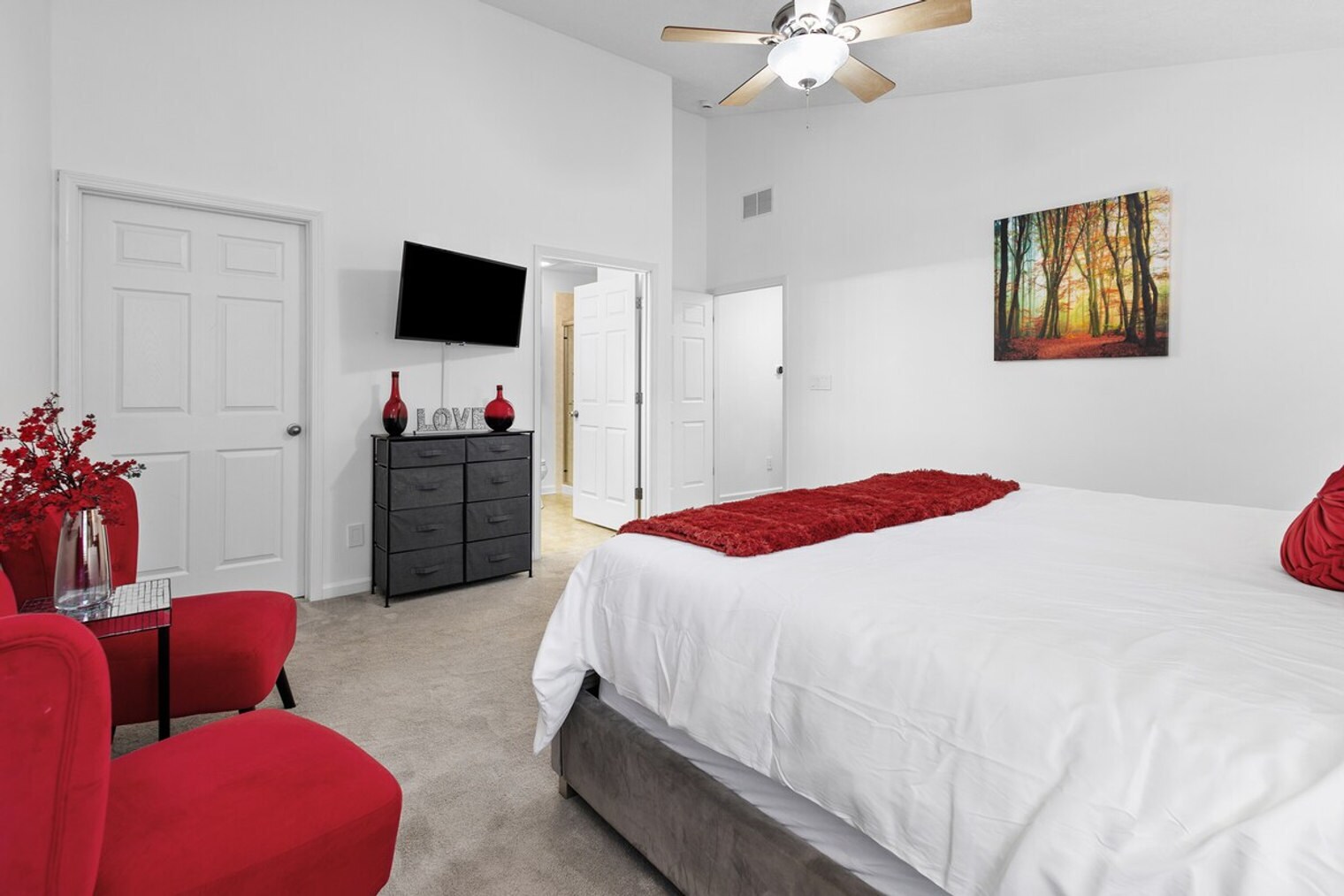 Building Photo - 13847 Catalina Dr