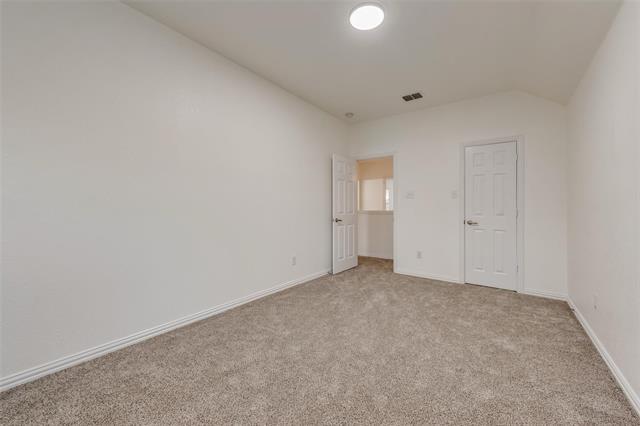 Building Photo - 305 Ferndale Dr