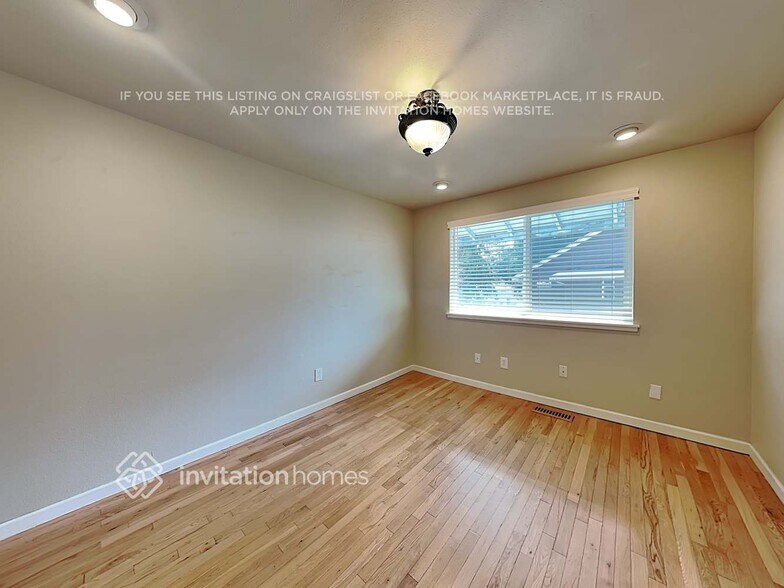 Building Photo - 7103 36th St W