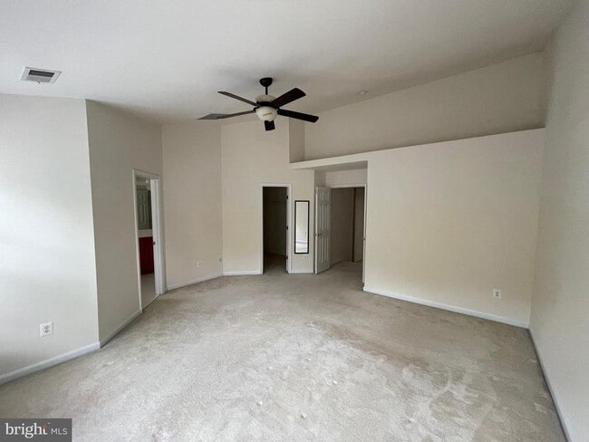 Building Photo - 41943 Cinnabar Square