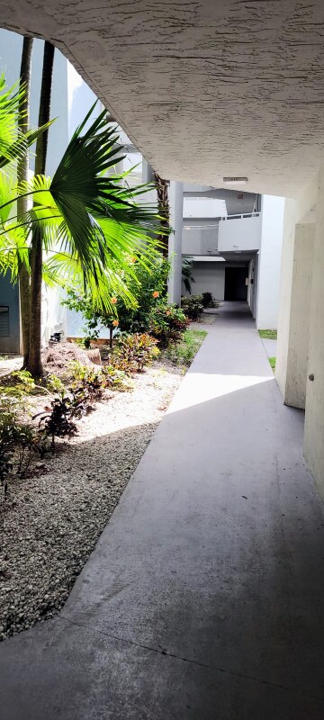 Building Photo - 8215 SW 152nd Ave