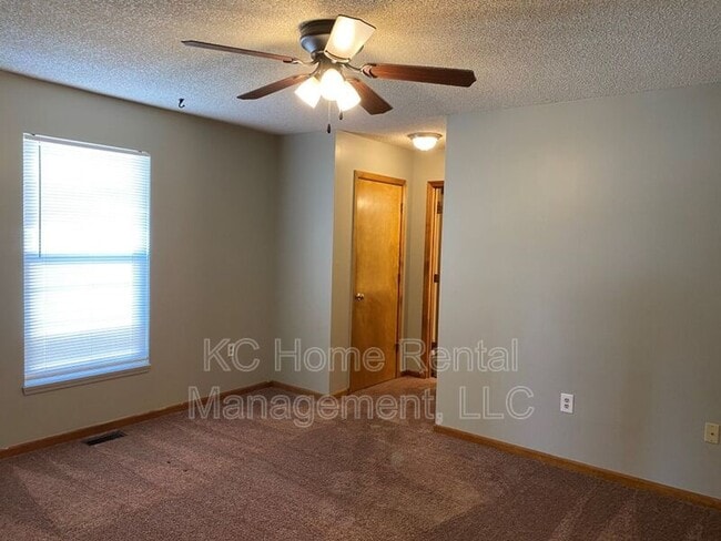 Building Photo - 605 Susanne Ct