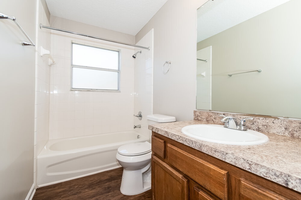Building Photo - 299 Thornbrook Ct
