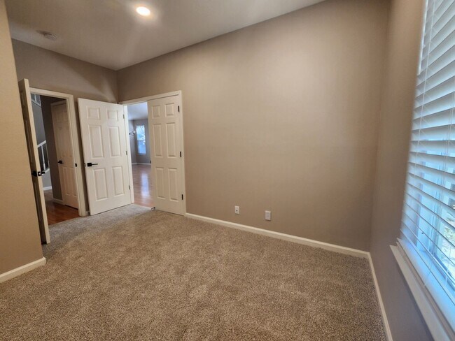 Building Photo - Home For Rent in Caughlin Ranch Reno