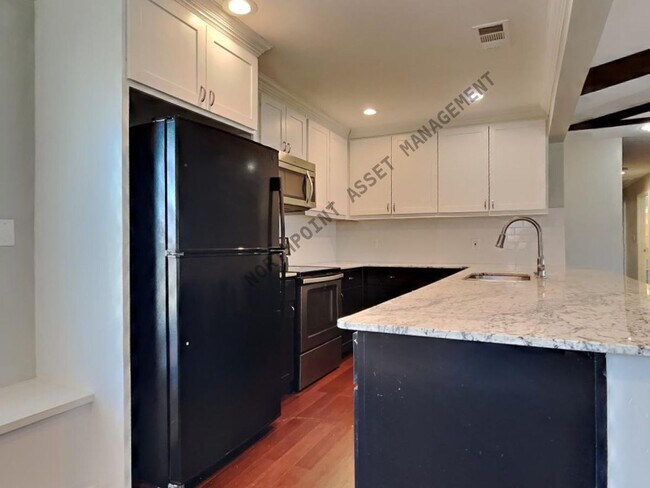 Building Photo - Newly Renovated Single Family Home | 4 BR/2BA | Fenced Backyard