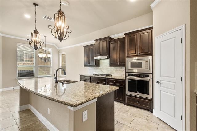 Building Photo - 8609 Cloudyway Dr