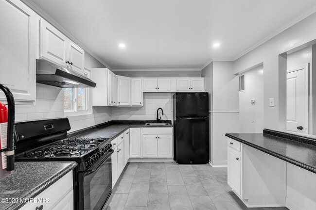 Building Photo - 47 Beam Ave