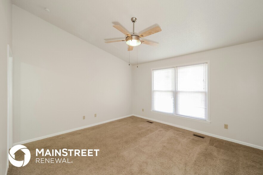 Building Photo - 6303 W 152nd St