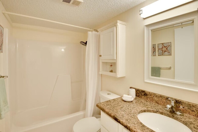 Building Photo - 51 Sand Dollar Dr