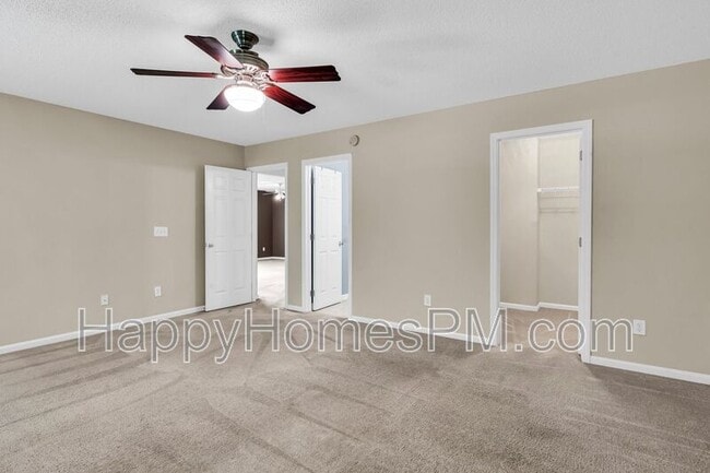 Building Photo - 135 Thistle Rd