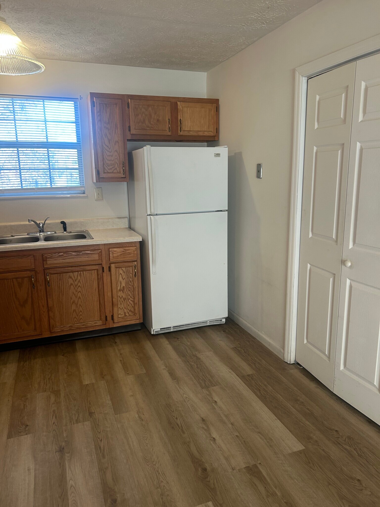 Building Photo - 244 Burkhardt Way