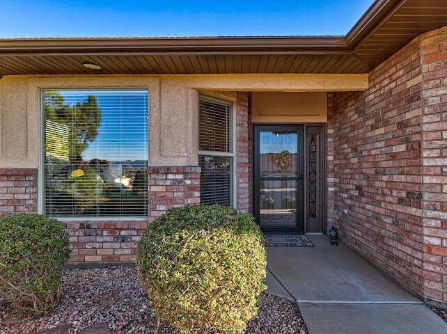 Building Photo - "Charming Fully-Furnished 1-Bed Oasis with Fireplace & Granite Touches in St. George!"
