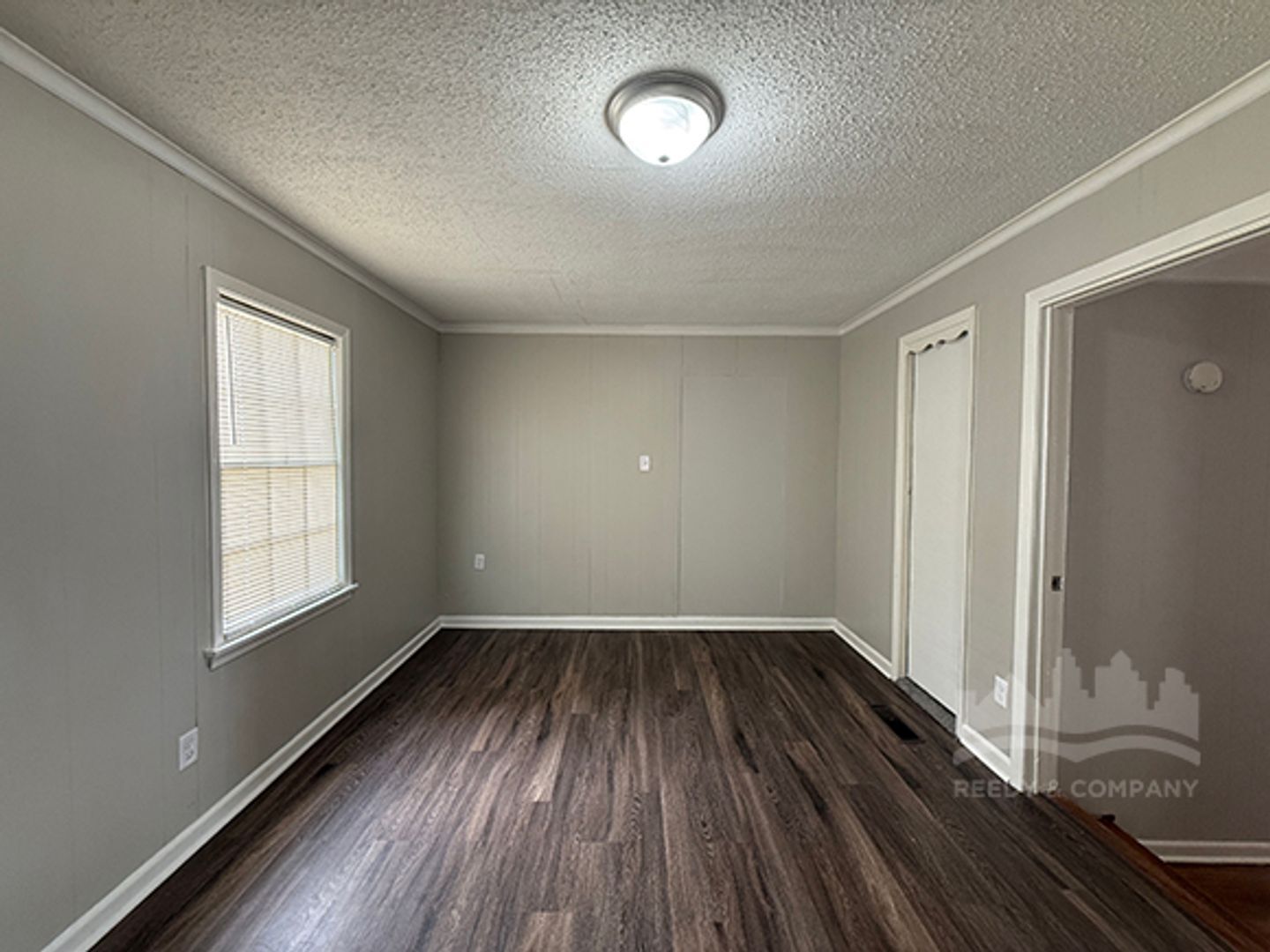 Building Photo - Your Perfect Home: Renovated 3 Bed, 1 Bath!