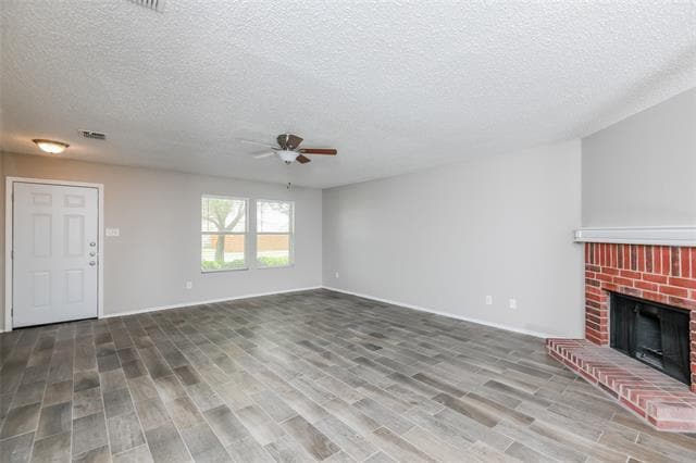 Building Photo - 6051 Guilia Dr