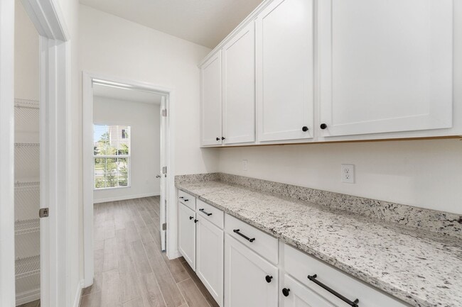 Building Photo - 1386 NW 132nd Cir