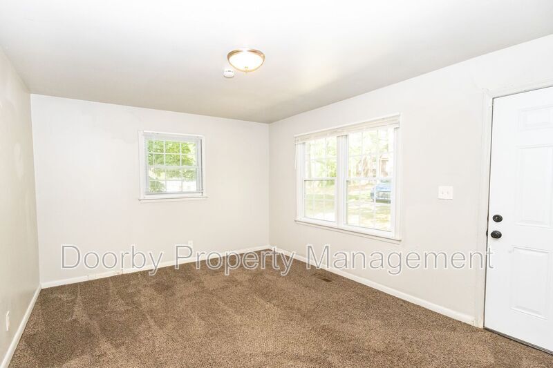 Building Photo - 5200 Fagan St