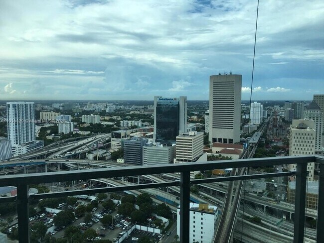 Building Photo - 90 SW 3rd St