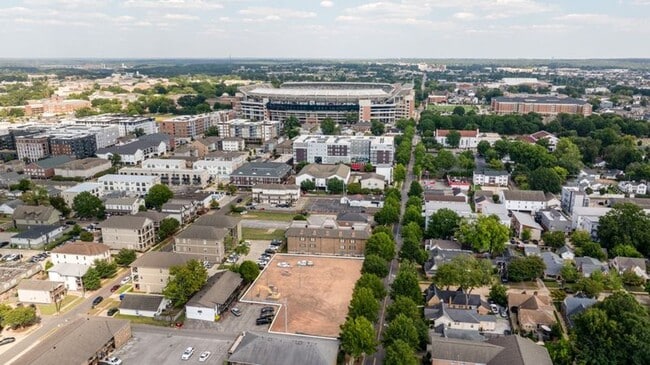Building Photo - Leasing for August 2026 | $1,600 per Bedroom 5BR / 5.5BA New Construction Townhome just a few blo...