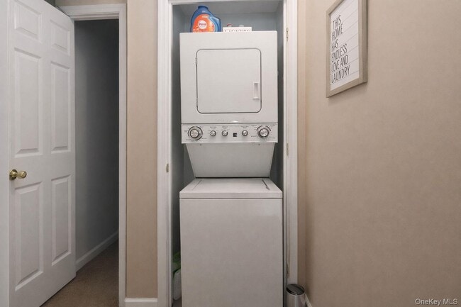 Building Photo - 2040 State Route 17k