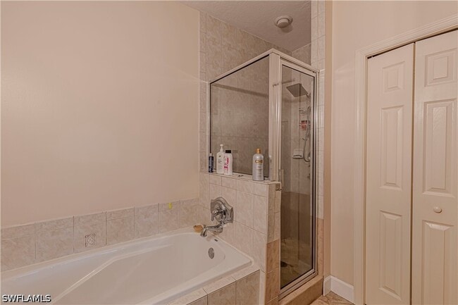 Building Photo - 2120 Cay Lagoon Dr