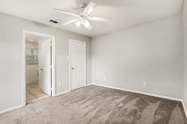 Building Photo - 1417 Hamburg St