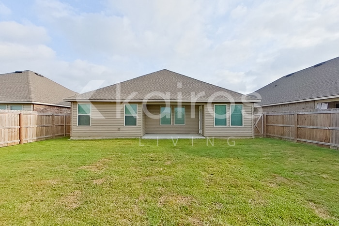 Building Photo - 416 Mango Dr