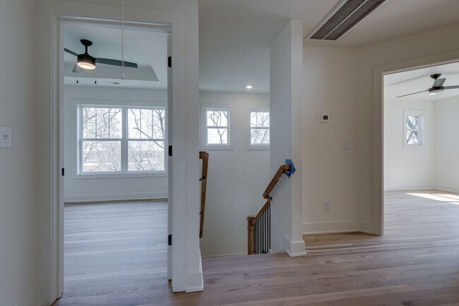 Building Photo - Bright + Modern 4BR in Walkable Inglewood — Available Dec 1
