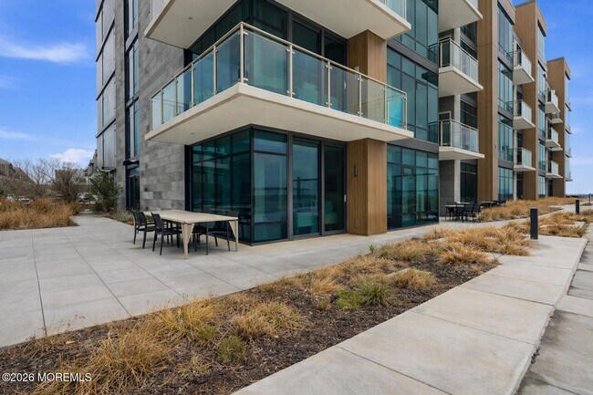 Building Photo - 20 Melrose Terrace