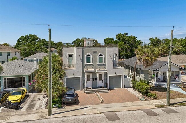 Building Photo - 2113 W Cass St