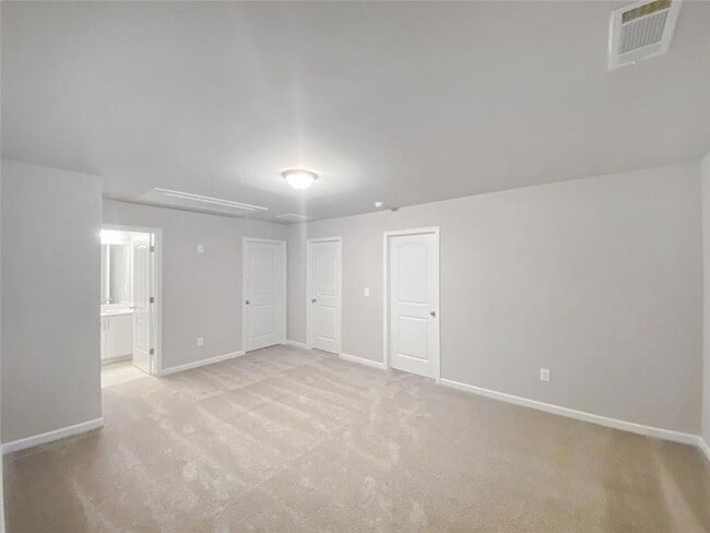 Building Photo - 1466 Fern Ridge Ln