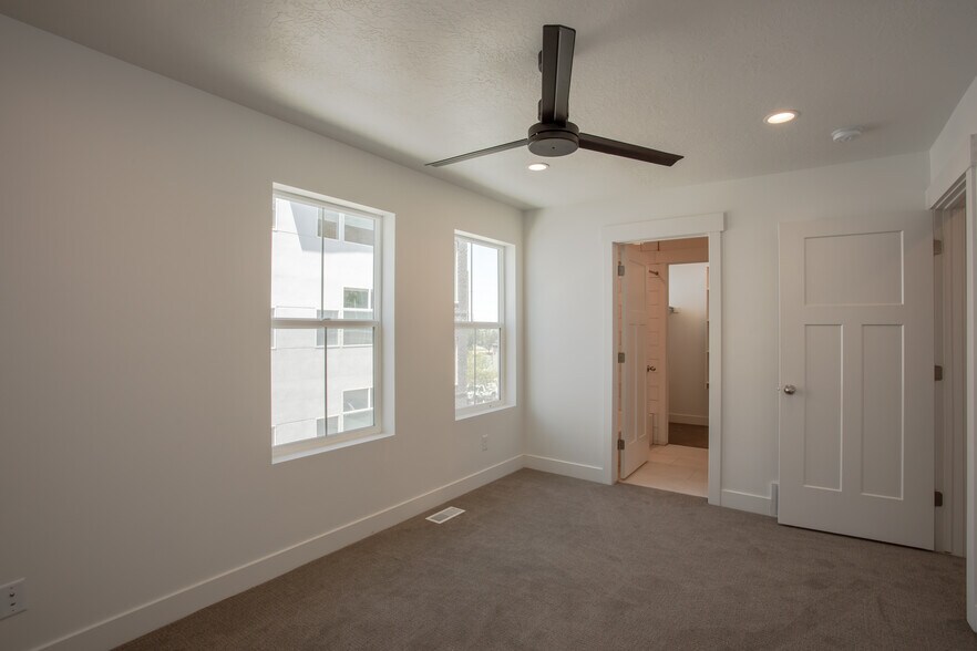 Upstairs Master/Primary bedroom - 361 W Reed Ave