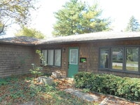 Building Photo - 740 W Auman Dr