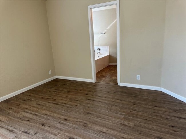 Building Photo - 316 Pack Horse Dr