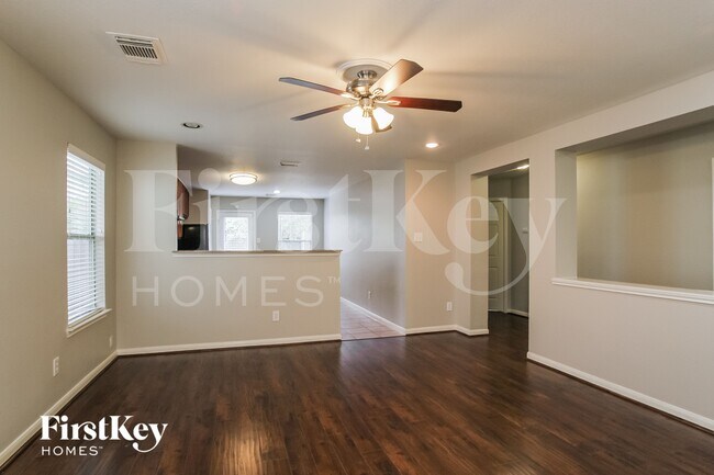 Building Photo - 3543 Garrison Run Dr