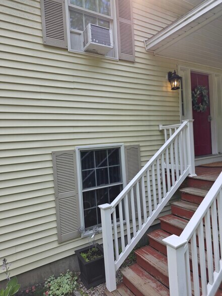 Building Photo - 181 McKeagney Rd