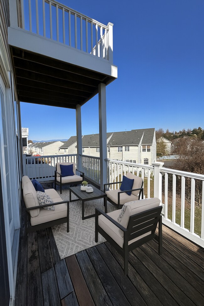 deck with scenic views - 1518 montessori terrace