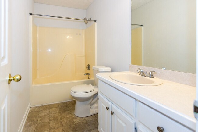 Building Photo - 5485 Forest Falls Dr