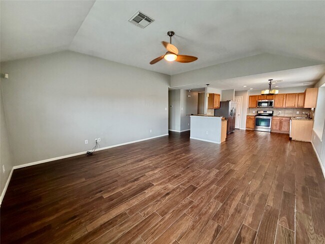 Building Photo - 25206 Barmby Dr