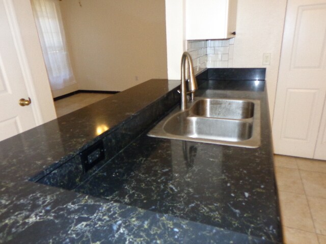 Building Photo - 845 Grand Regency Pointe